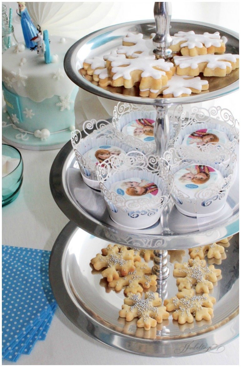 Frozen Party zum Kindergeburtstag: Sweet Table und Schatzsuche