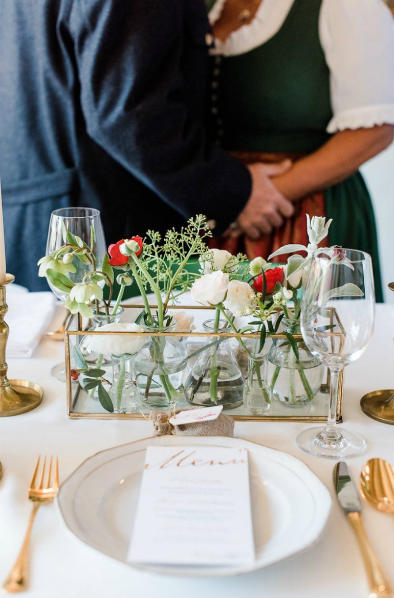 Goldene Hochzeit: Ein ganz besonderer 50. Hochzeit mit vielen liebevollen Details.