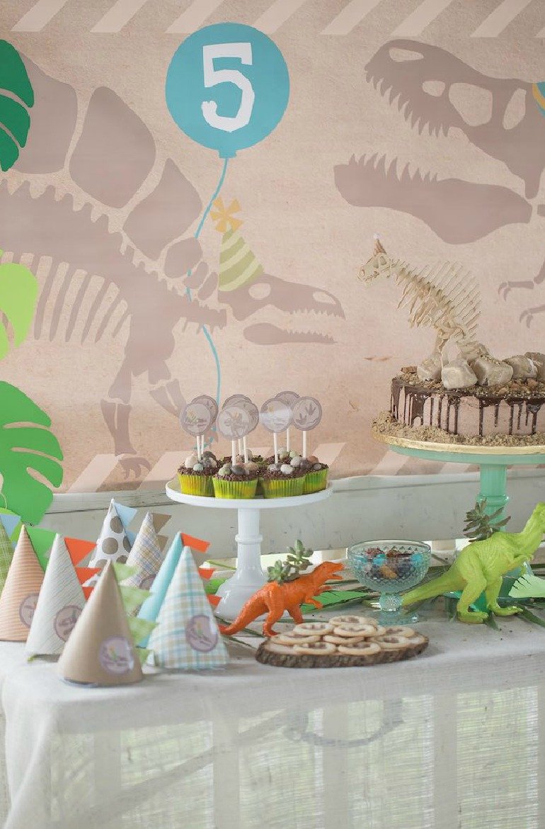 Dinosaurier Kindergeburtstag für kleine Forscher mit süßer Deko und tollen DIY Ideen zum nachmachen 